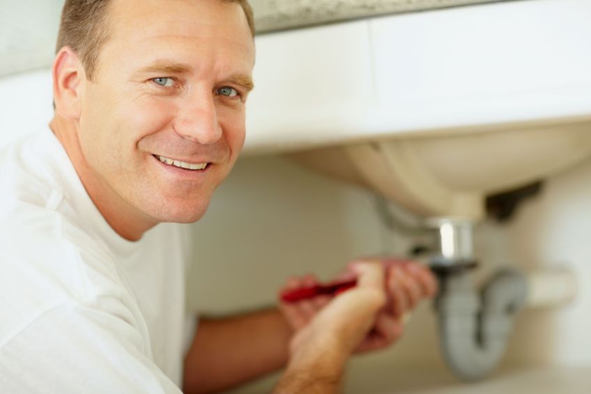 Choosing Experienced Local Plumbers in Saginaw, TX to Attend Emergency Plumbing Work